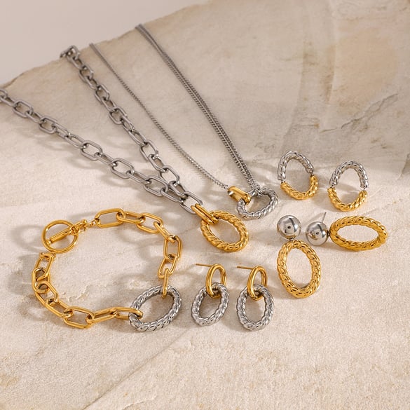 1 Piece Fashionable Classic Style Twist Shape Stainless Steel 18K Gold Plated Women's Earrings set