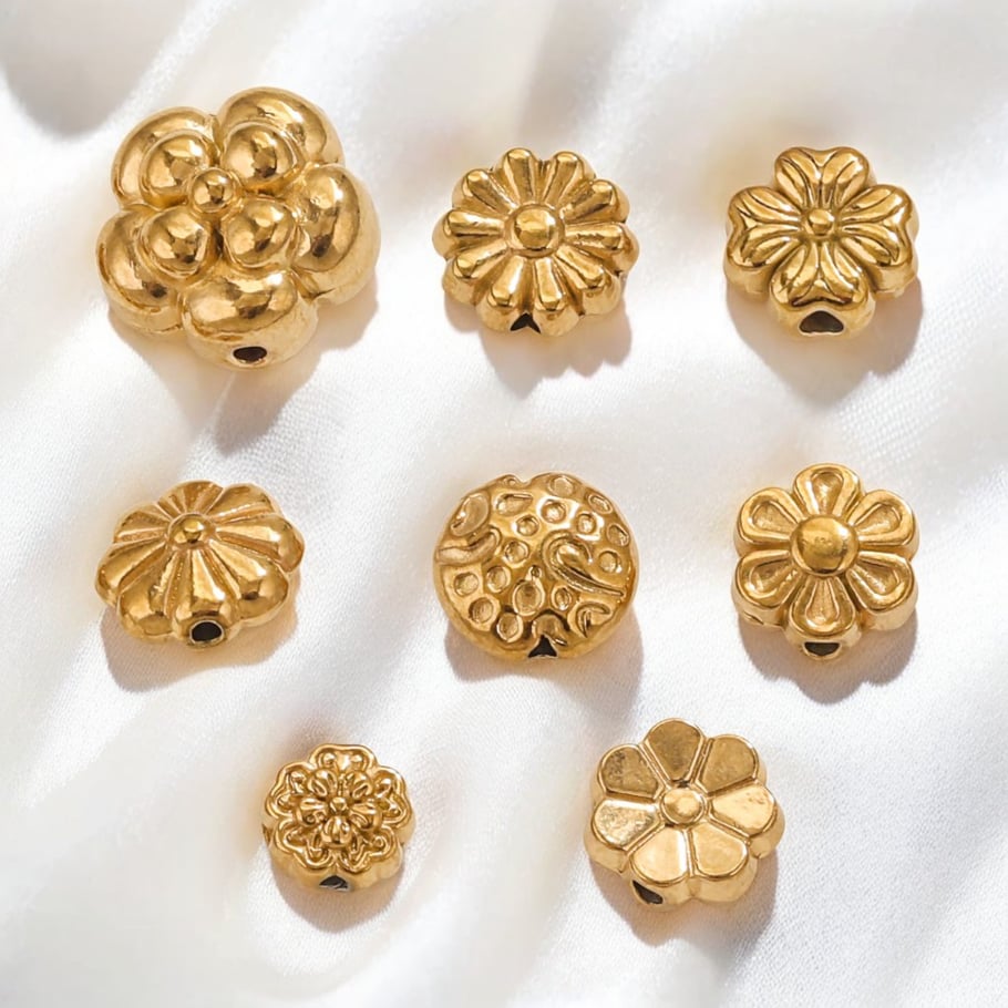 1 Pair Retro Flower 18K Gold Plated Women Pendants Picture4