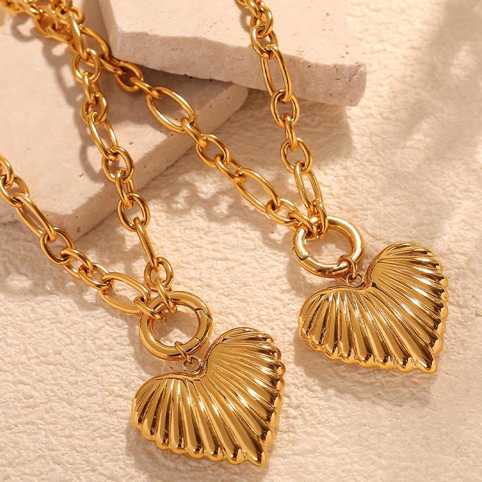 1 Piece Romantic Series Sweet Heart Titanium Steel   Gold Color  Women's Pendant Necklaces Picture9