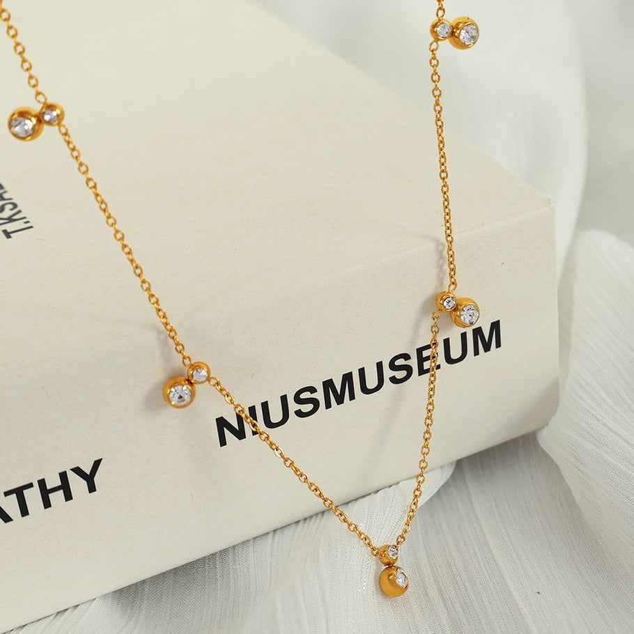 1 Piece Simple Series Simple Geometric Stainless Steel 18K Gold Plated Rhinestone Women Pendant Necklaces Picture3