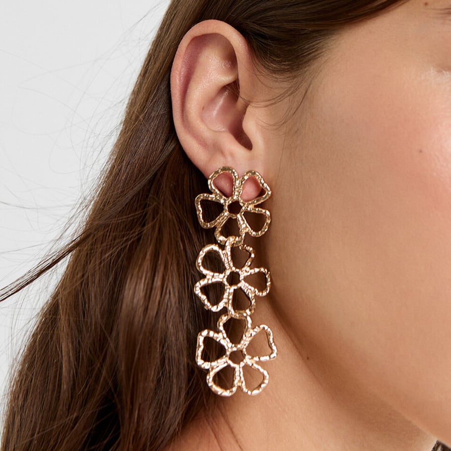 1 Paar Ohrringe im Retro-Blumen-Design der Classic-Serie aus Edelstahl mit 18 Karat Vergoldung für Damen Bild3