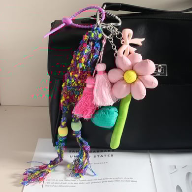 1 Piece Polychrome Series Classic Bohemian Flower Shape Toy Rayon Women's Bag Charms h5 Picture2