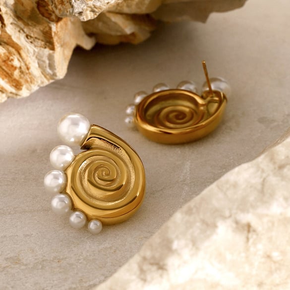 Internet celebrity style personality style 18k gold stainless steel conch half circle pearl earrings with left and right sides jewelry wholesale