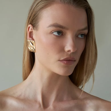 Europäische und amerikanische Ohrringe aus 18 Karat Gold und Edelstahl mit quadratischer Wellenstruktur, einfache geometrische Ohrringe aus Titanstahl im gleichen Stil von Internet-Berühmtheiten h5 Bild5