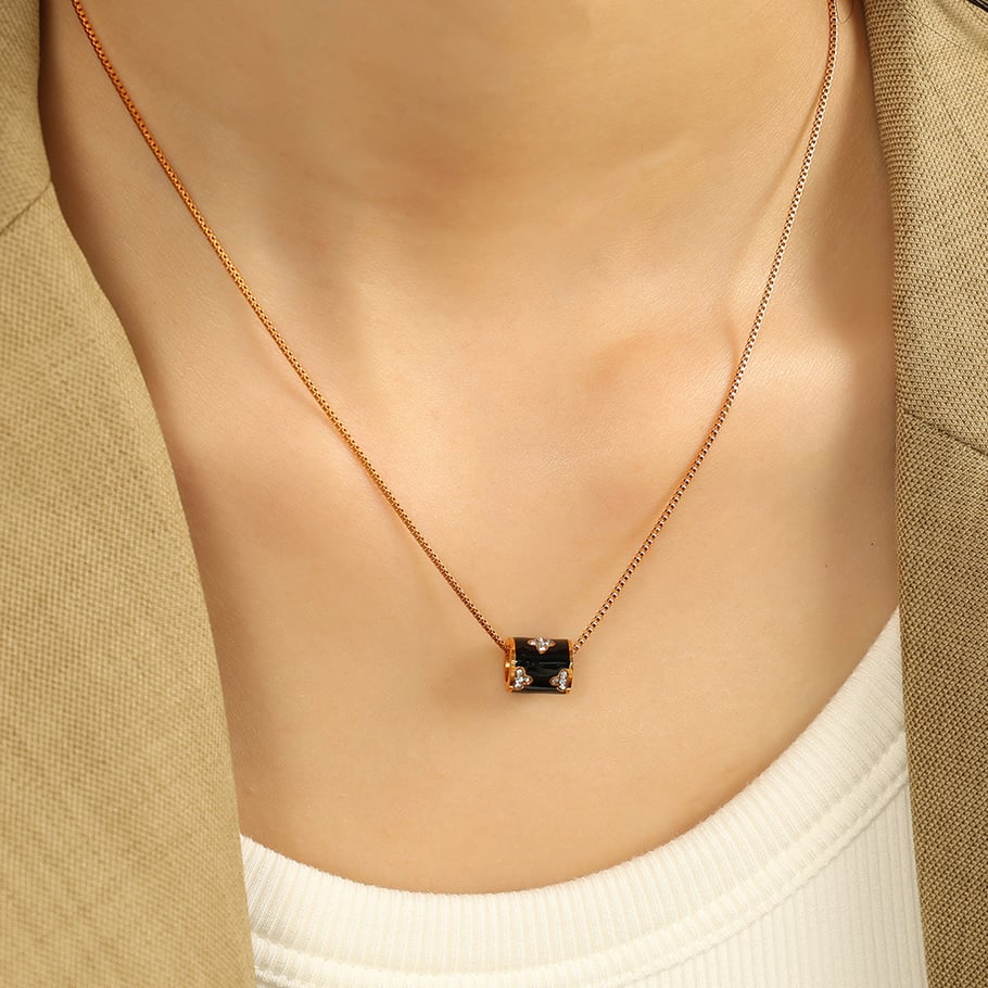 1 Piece Classic Series Retro Flower Stainless Steel 18K Gold Plated Rhinestone Women Pendant Necklaces Picture5