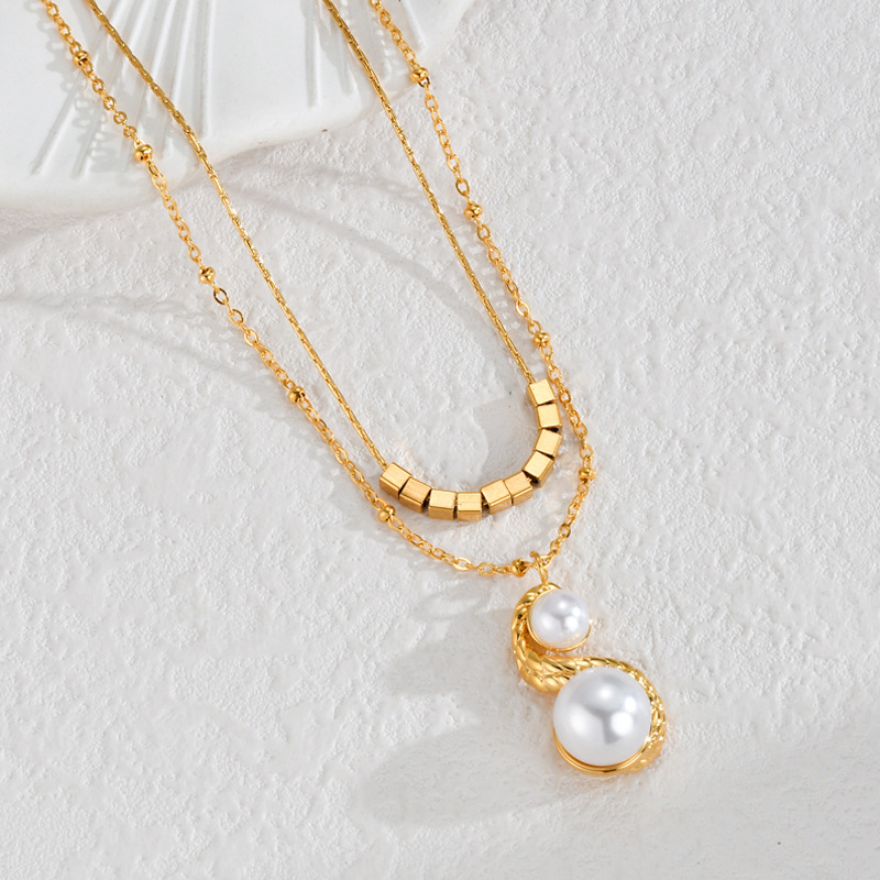 Collier élégant géométrique en acier inoxydable plaqué or 14 carats avec perles artificielles pour femme, série classique, 1 pièce Image4