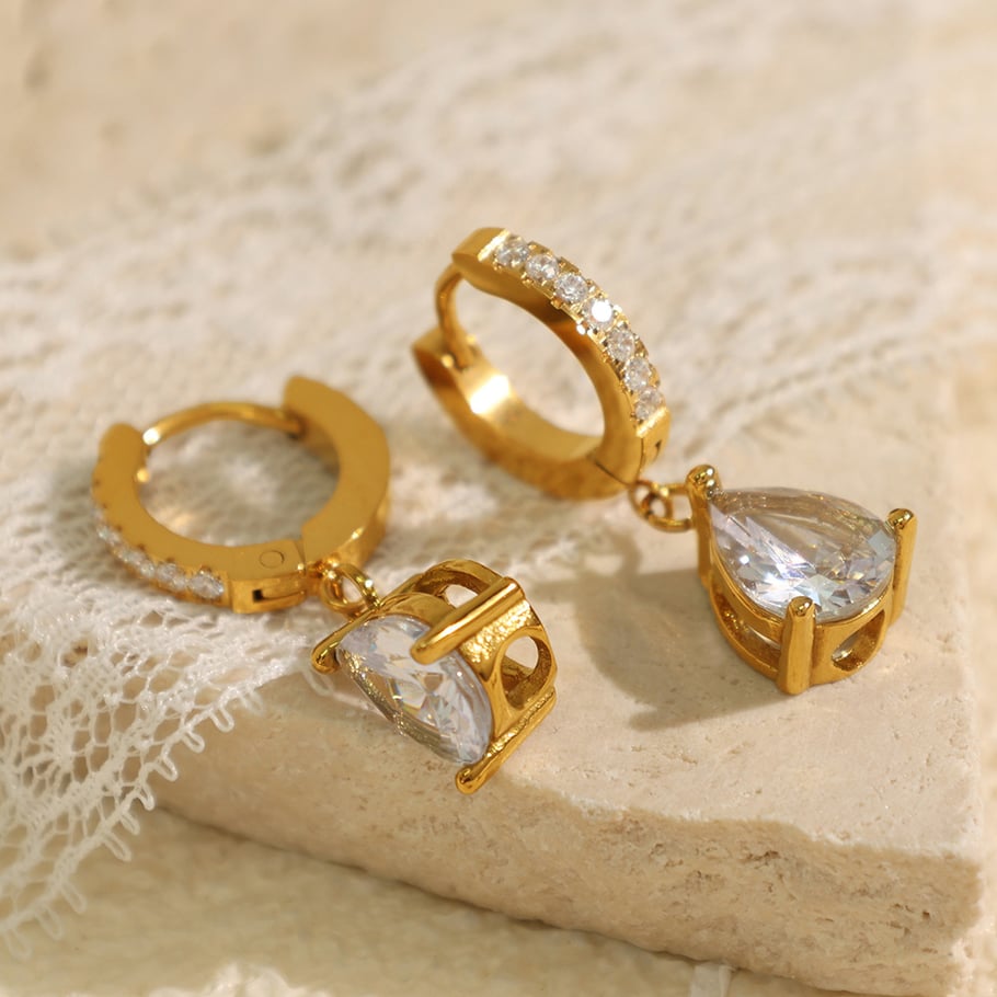 1 Pair Luxurious Series Elegant Droplet Titanium Steel 18K Gold Plated Rhinestone Women Drop Earrings Picture8