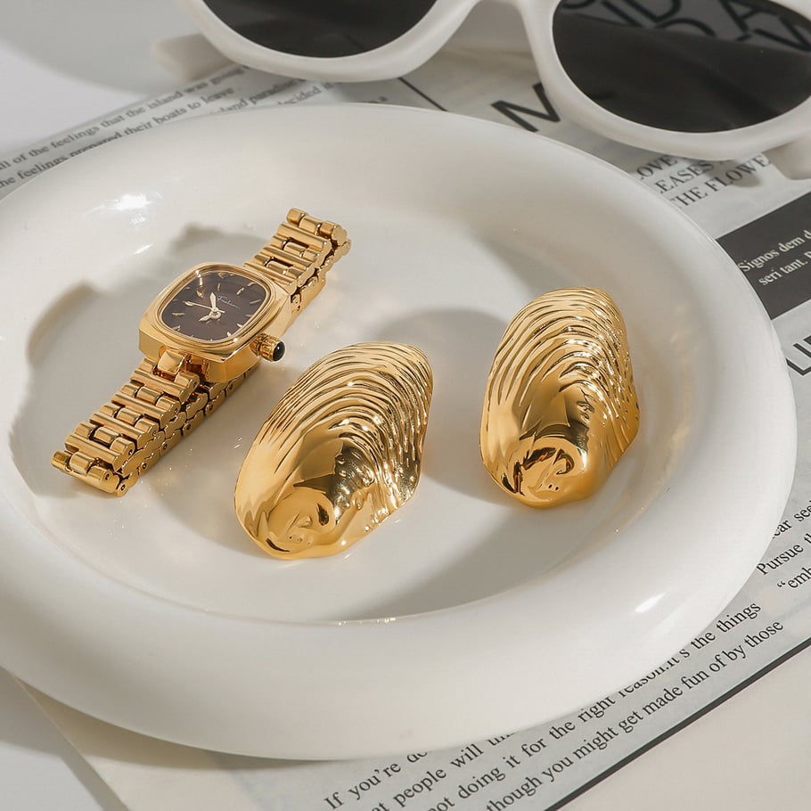 1 par de pendientes de botón de acero inoxidable dorado con diseño de tortuga natural de la serie clásica para mujer Imagen5