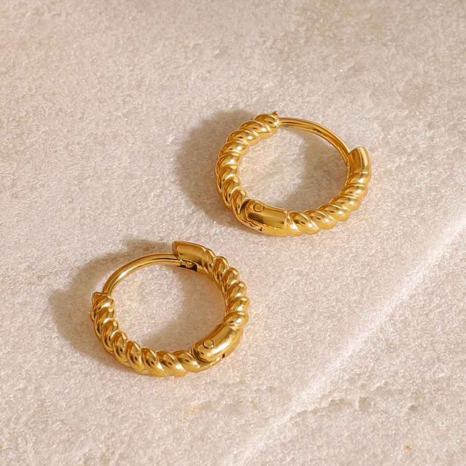 1 Pair Simple Retro Style Twisted Coil Shape Stainless Steel 18K Gold Plated Women's Hoop Earrings Picture3