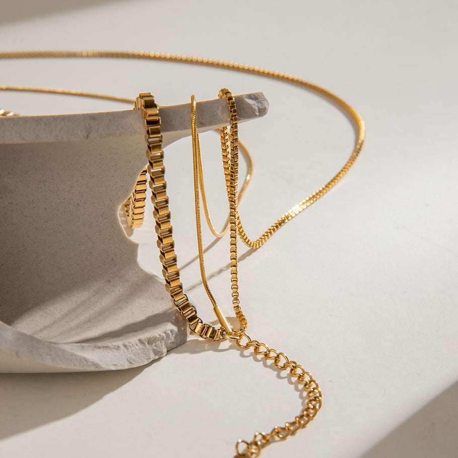 Collares en capas para mujer, de acero inoxidable, chapados en oro de 18 quilates, con diseño anular diario, serie simple, 1 unidad Imagen10