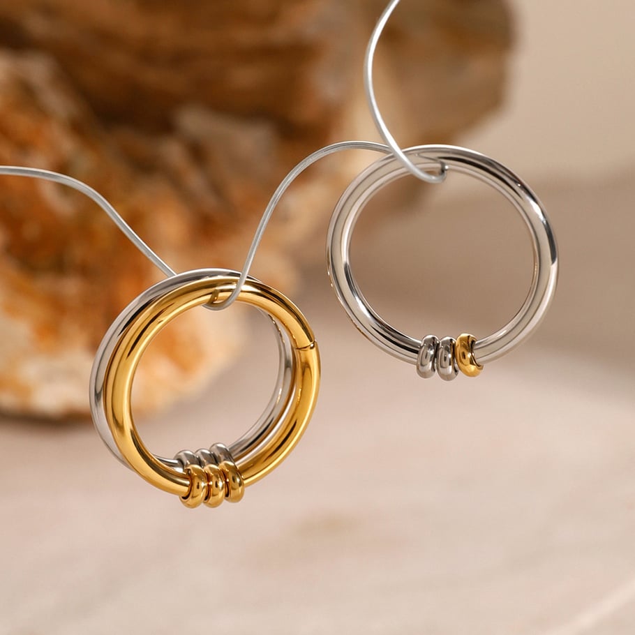 1 paire de bagues simples géométriques quotidiennes en acier inoxydable plaqué or 18 carats pour femme Image4