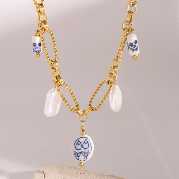 1 Piece Classic Elegant Style Rose Shape Stainless Steel 18K Gold Plated Women's Pendant Necklace