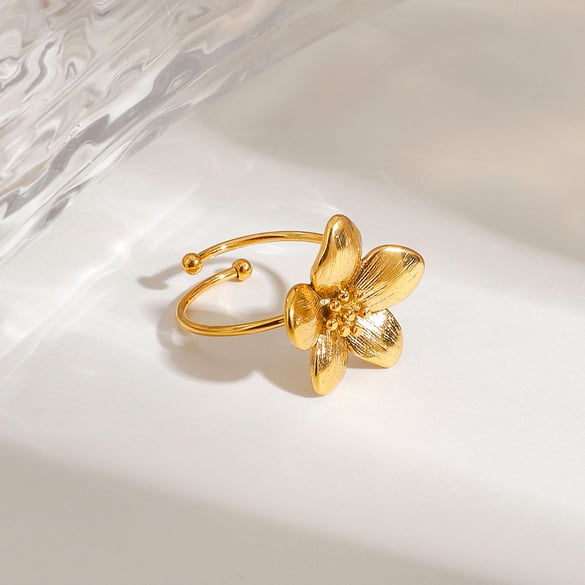 1 Piece Romantic Series Elegant Delicate Flower Stainless Steel Gold Color Women's Adjustable Rings 2