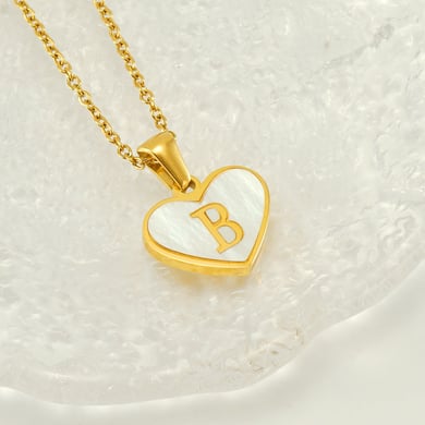 Collar con colgante de acero de titanio chapado en oro de 18 quilates para mujer, serie Simple, con forma de corazón, para uso diario. h5 Imagen5