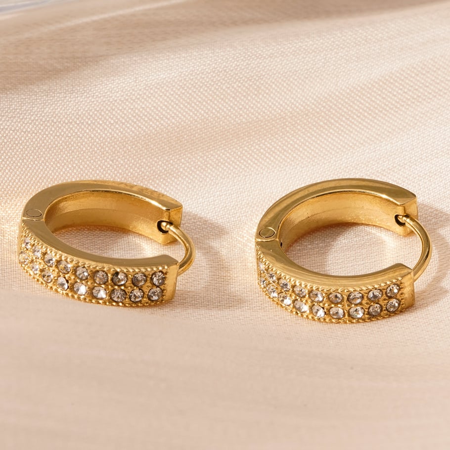 1 Pair Glamorous Series Elegant Solid Color Annular Titanium Steel Gold Color Women's Hoop Earrings Picture4
