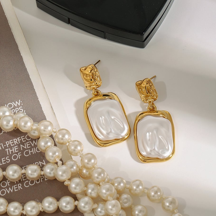 1 Pair Luxurious Series French Retro Block Stainless Steel Gold Color Elegant Women's Drop Earrings Picture4