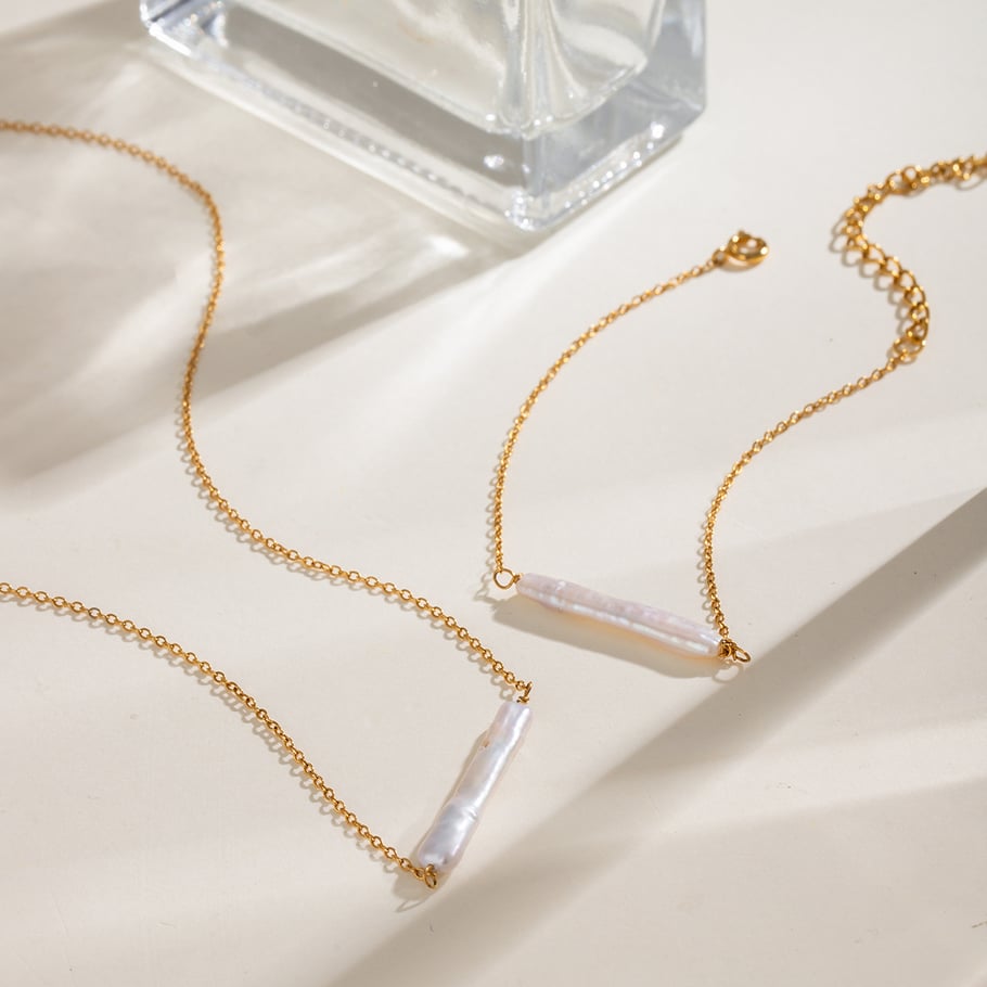 1 Stück Klassische Serie Elegante runde Edelstahl 18K vergoldete Damen-Charm-Armbänder Bild3