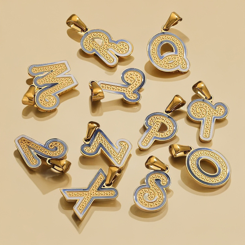 1 Paar Unisex-Anhänger aus Edelstahl mit klassischem Buchstaben der Simple-Serie, 18 Karat vergoldet Bild4