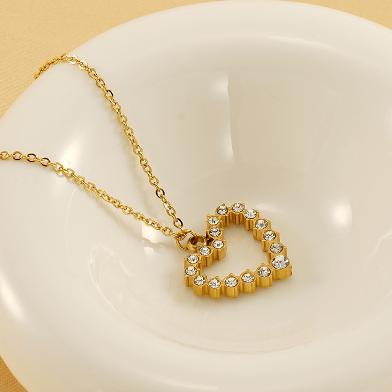 1 Piece Light Luxury TitaniumNecklace Steel Love Women's Pendant Picture5