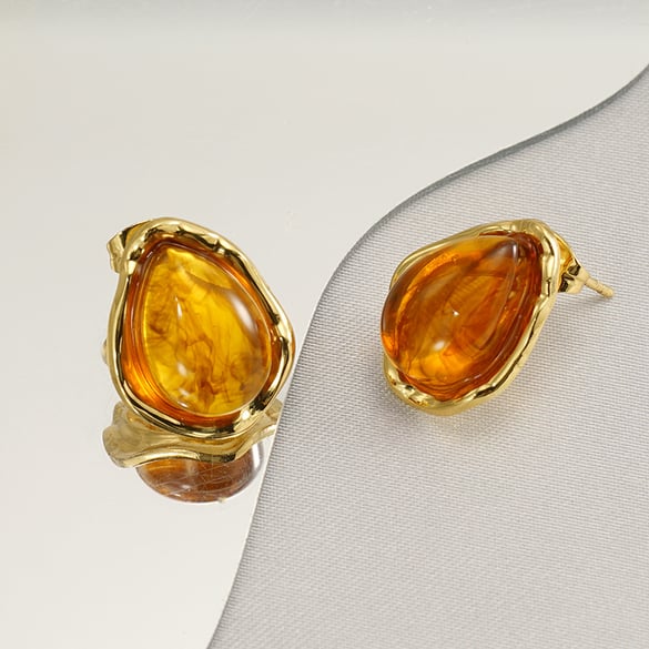 1 paar luxe serie sexy druppel titanium staal 18K vergulde dames druppel oorbellen