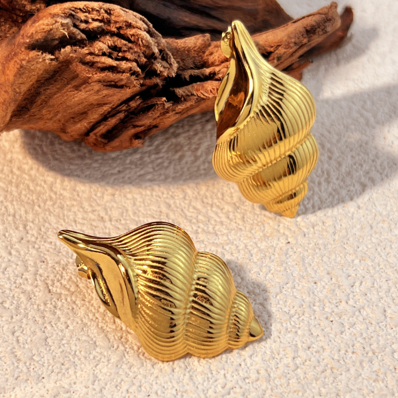 1 par de pendientes de botón de acero inoxidable dorados con diseño de tortuga retro de serie simple para mujer Imagen7