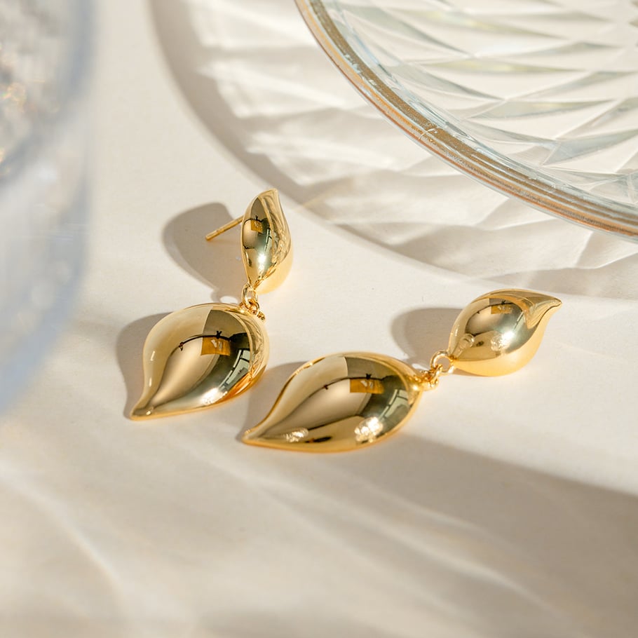 European and American cross-border INS style exquisite simple 18k gold stainless steel petal teardrop-shaped glossy earrings earrings for women Picture5