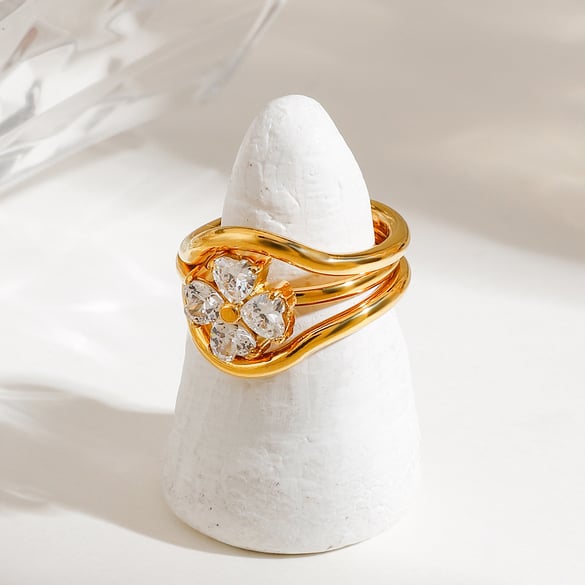 1 pezzo di lusso serie Ins stile pianta in acciaio inossidabile color oro anello da donna set