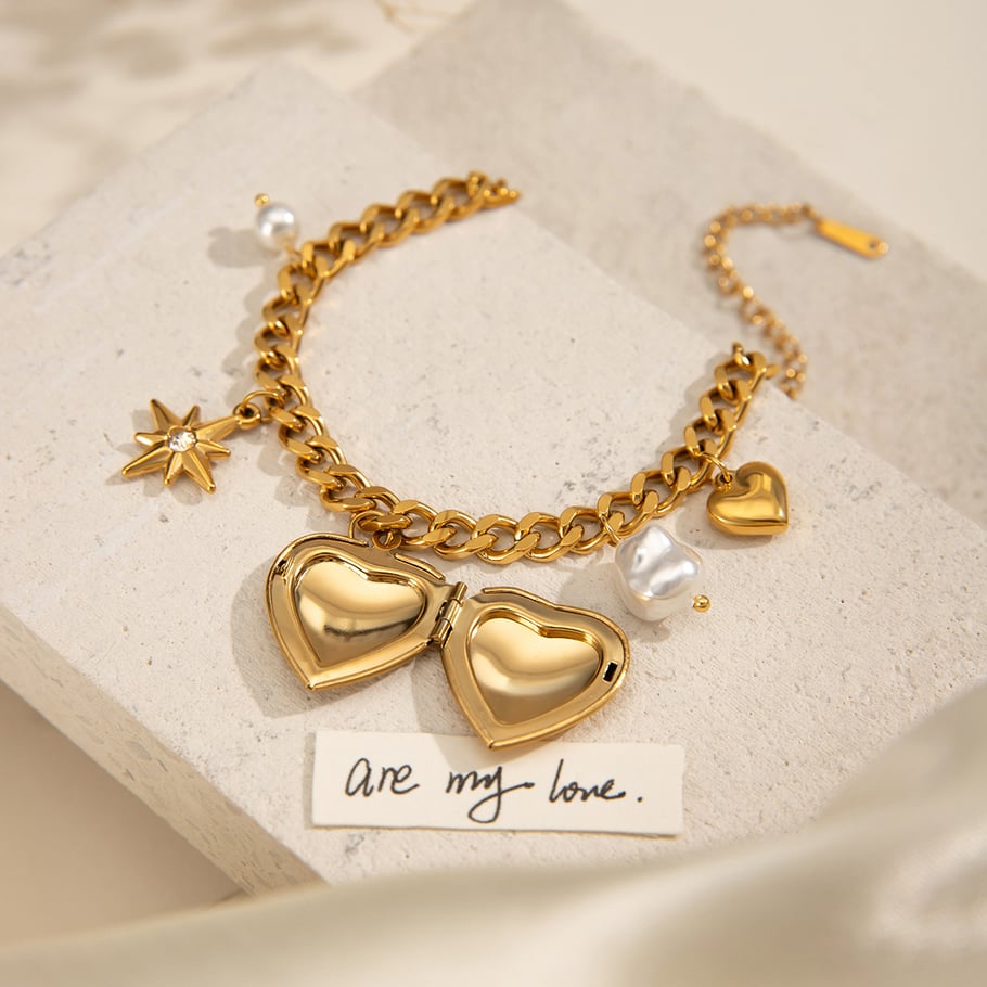 1 Piece Luxurious Series Sweet Heart Stainless Steel 18K Gold Plated Women Charm Bracelets Picture4