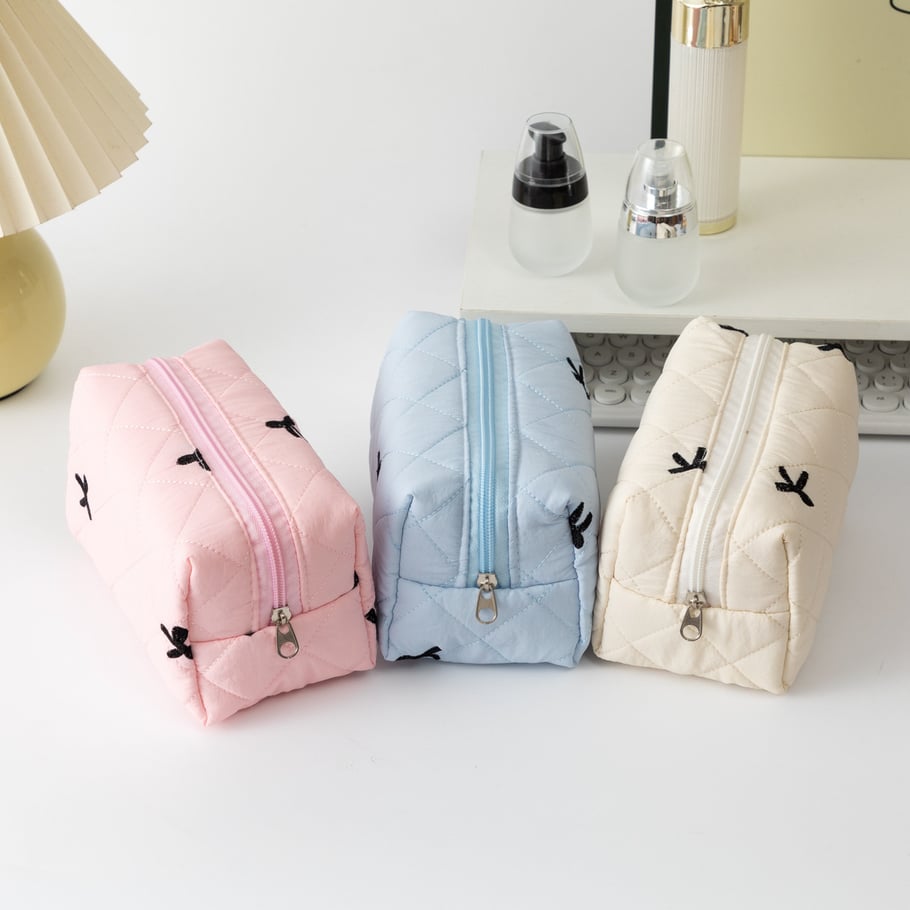 1 Piece Classic Travel Bowknot Lightweight Large Capacity Pouch With Random Printing Design Women's Quilted Cosmetic Bags Picture5