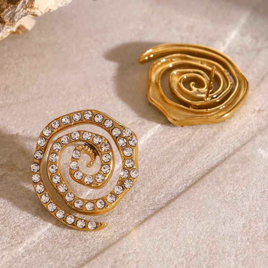 1 Pair Luxurious Series Simple Turtle Stainless Steel 18K Gold Plated Rhinestone Women Stud Earrings Picture4