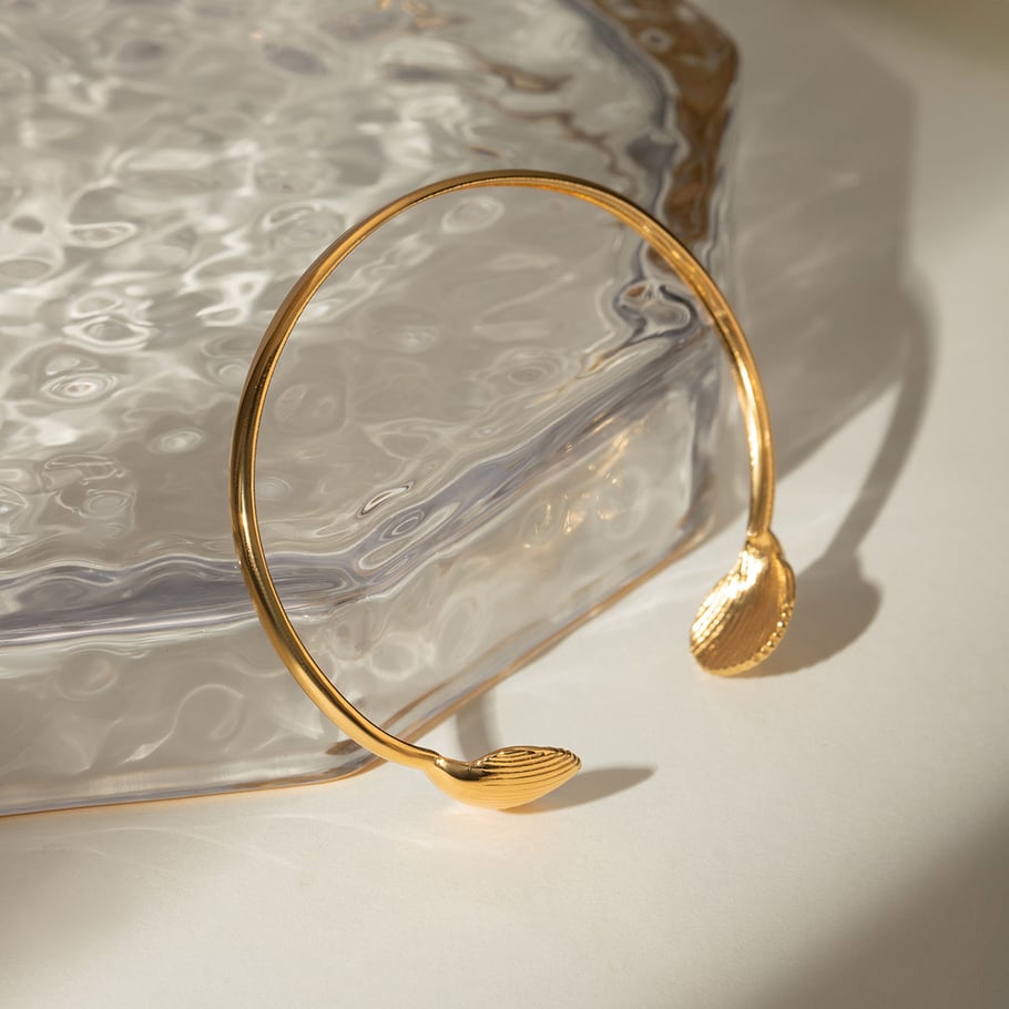 cross-border style temperament gold stainless steel small scallop simple open bracelet jewelry female h5Picture8