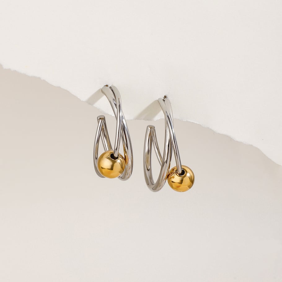 1 Paar einfache Serie Ins Style Ringförmige Creolen aus Edelstahl in Goldfarbe für Damen Bild3