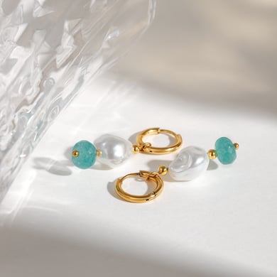 1 par de pendientes colgantes de acero inoxidable dorados con diseño de gota de estilo Ins de la serie clásica para mujer h5 Imagen4