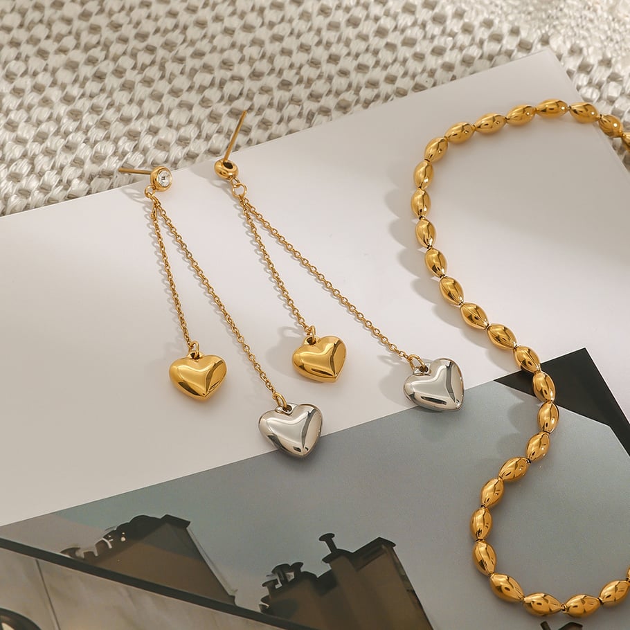 1 Pair Romantic Series Exquisite Heart Shape Tassels Stainless Steel Gold And Silver Mixed Color Women's Drop Earrings Picture4