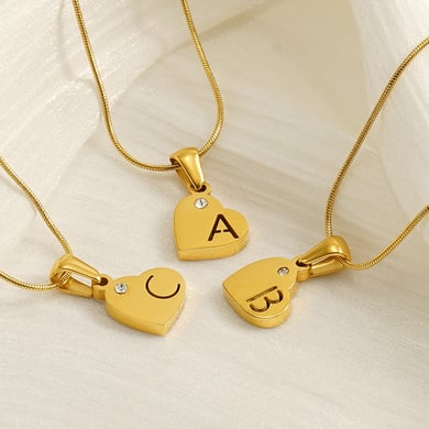 1 pezzo semplice serie semplice lettera acciaio inossidabile placcato oro 18k cristallo unisex ciondolo collane h5 Immagine2