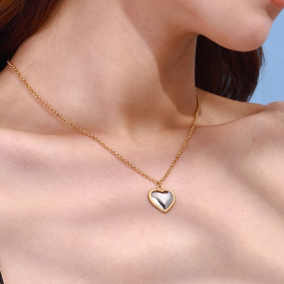 1 Piece Romantic Series Sweet Heart Stainless Steel Gold and Silver Color Women's Pendant Necklaces