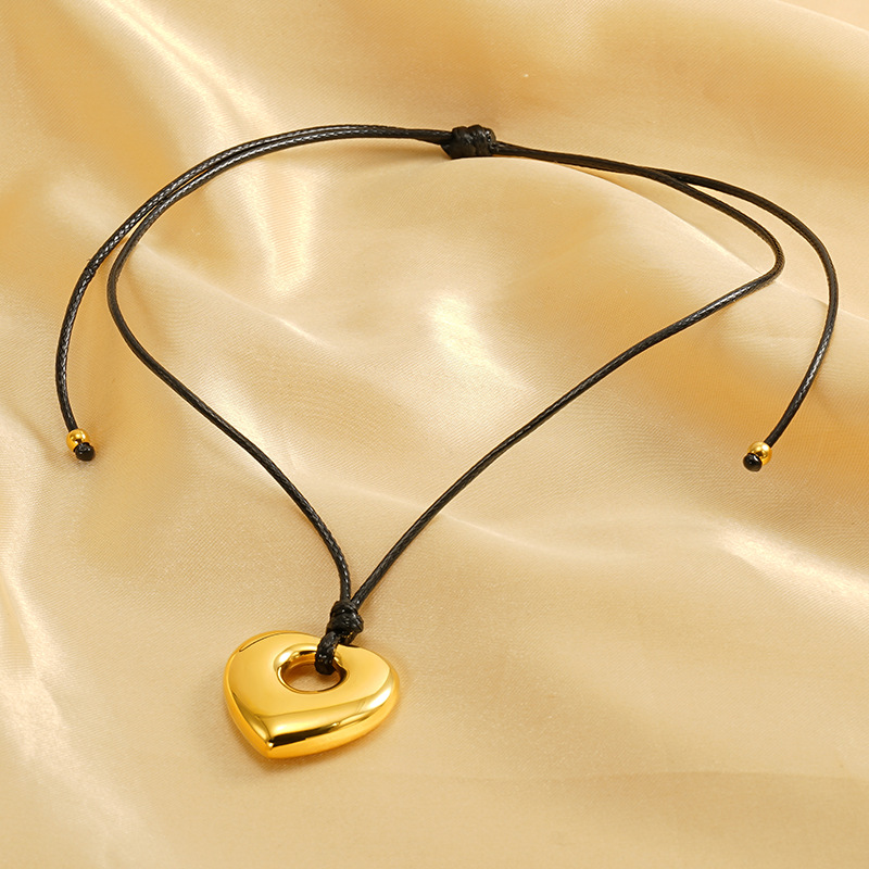 1 Piece Simple Series Classic Heart Stainless Steel 18K Gold Plated Women Pendant Necklaces Picture3