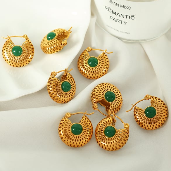 1 par de pendientes de aro para mujer, de acero inoxidable, chapados en oro de 18 quilates, con piedras preciosas artificiales, estilo retro geométrico, serie clásica