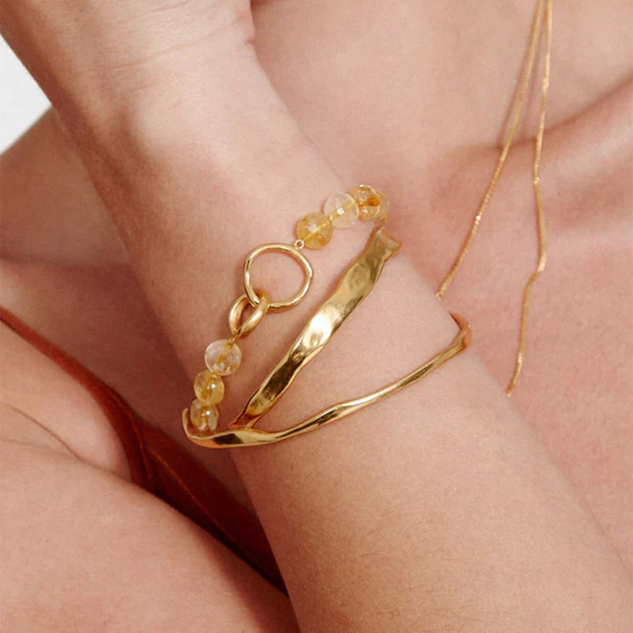 1 Stück Simple Series Europa und Amerika Ringförmige Edelstahl Goldfarbene Damenarmreifen Bild7