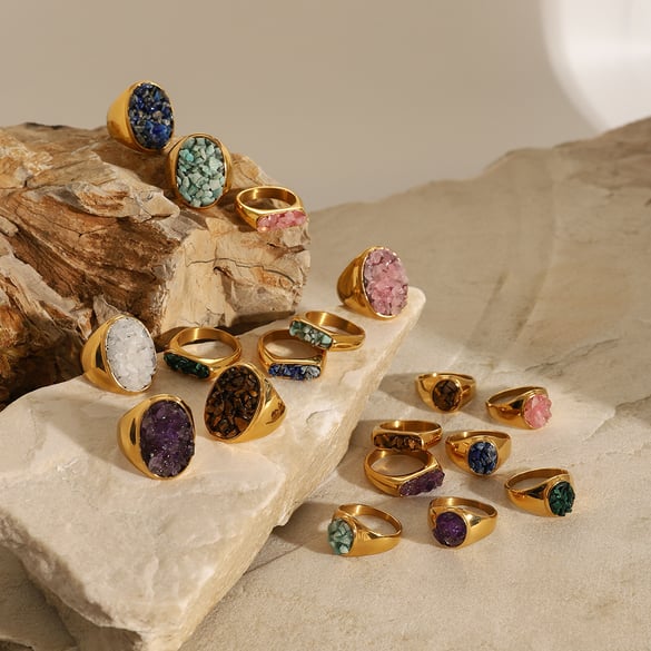 1 paire de bagues simples pour femme, style rétro géométrique, en acier inoxydable plaqué or 18 carats, avec pierre naturelle