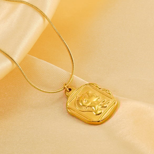 1 Piece Simple Series Classic Cross Stainless Steel 18K Gold Plated Women Pendant Necklaces