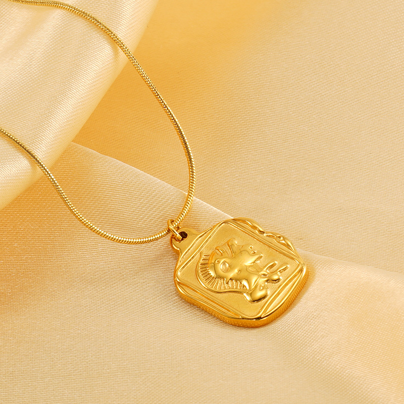 1 Piece Simple Series Classic Cross Stainless Steel 18K Gold Plated Women Pendant Necklaces Picture3
