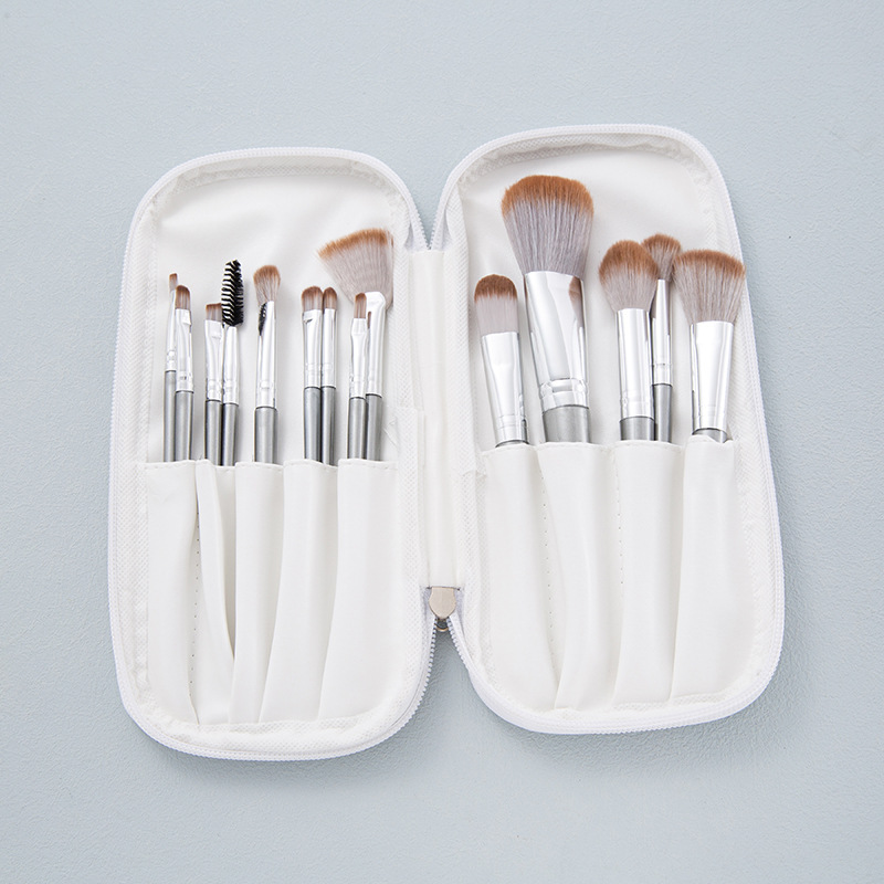 1 Pair Unisex Makeup Brush Picture4