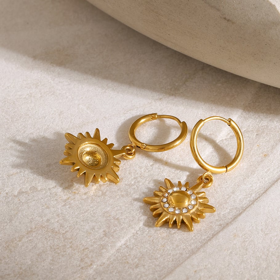 1 Pair Simple Series Retro Sun/Moon Stainless Steel 18K Gold Plated Women Drop Earrings Picture4