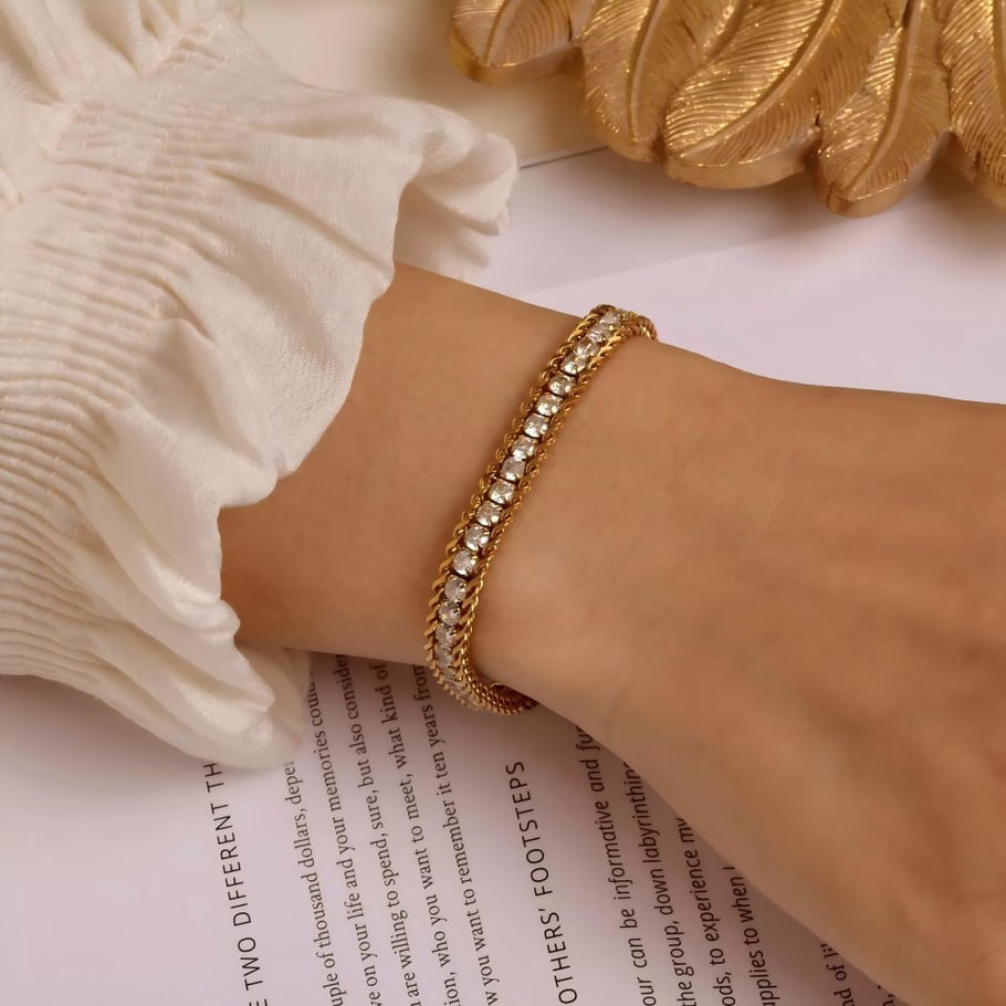 1 Stück Romantische Serie Elegante geometrische 18 Karat vergoldete Kettenarmbänder Bild2