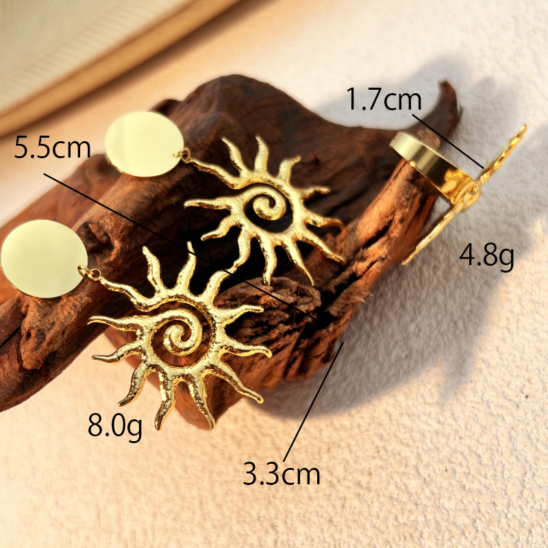 1 Pair Retro Style Sun Shape Stainless Steel Gold Color Women's Drop Earrings Picture6