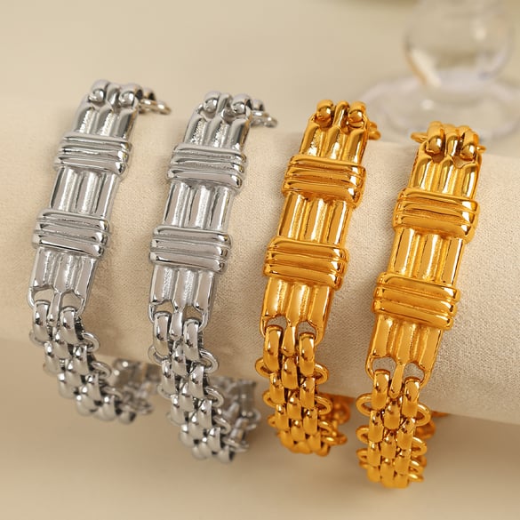 1 Piece Simple Series Classic Chain Titanium Steel   Gold Color  Women's Chain Necklaces