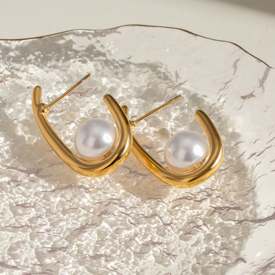 1 Pair Simple Series Elegant Letter Stainless Steel 18K Gold Plated Women Hoop Earrings Picture3