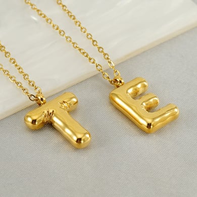 Collar con colgante de acero de titanio chapado en oro de 18 quilates para mujer, serie simple, 1 pieza h5 Imagen3