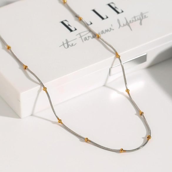Collar de cadena de acero inoxidable dorado para mujer, serie simple, estilo Europa y América, 1 unidad